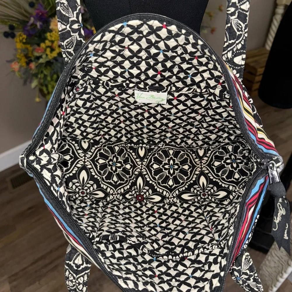Vera Bradley • Barcelona Tote Bag